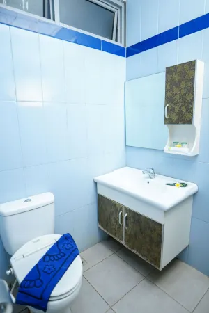 Taman Sari Hotel Dan Resort Отели в г. Cikole