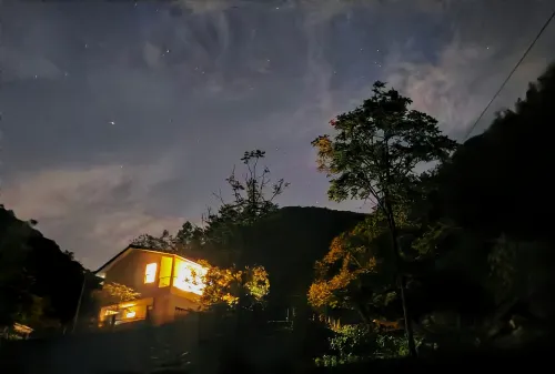 Hillside Courtyard Guesthouse Hotel di Zhashui County