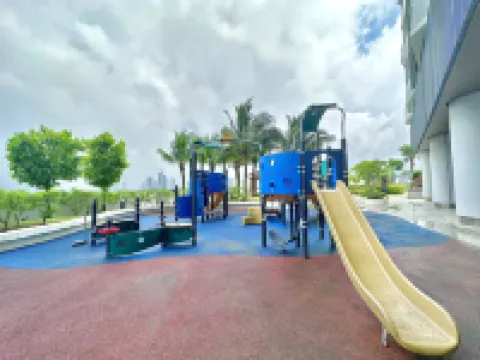 Almas Suites Puteri Harbour by Stayrene