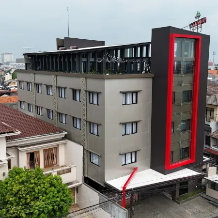 Eno Front One Hotel Semarang