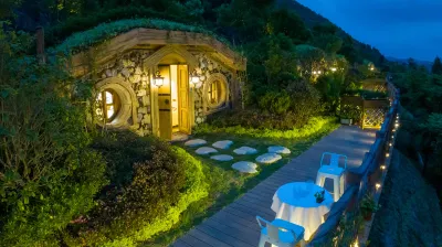 Wanfenglin Xiguan Camp Hotels in Wanfenglin National Scenic Spot