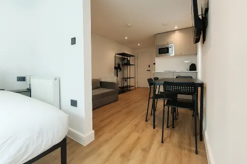 StarNest Willesden Junction Hotels in Brent