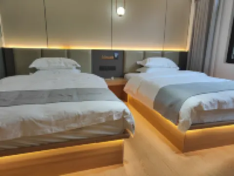 Haiyue Hotel (Lancang Huimin Town) Hotels near Pu'erlancangxianjingmaimang Sceneic Area