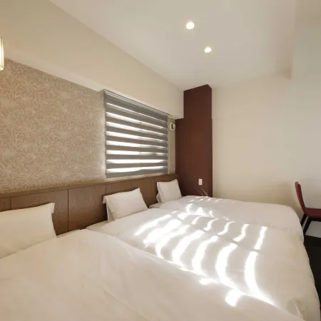 Smart Place Inn Kyoto Nijojo-Mae Station Отели рядом с достопримечательностью «Замок Нидзе»