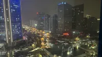 Xinxiang Lizhen Hotel (Baolong Plaza Branch) - Romantic