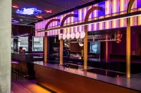 You Hotel Budapest - Handwritten Collection