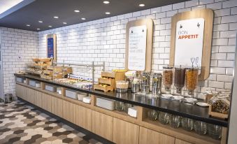 Holiday Inn Express Geneva Airport