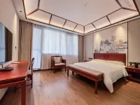 Manting Light Luxury Hotel
