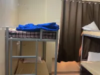 Gypsy Monkey Hotels near سيندي كامب