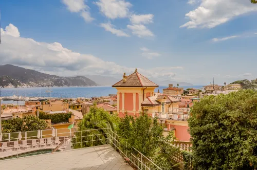 Hotiday Santa Margherita Porto