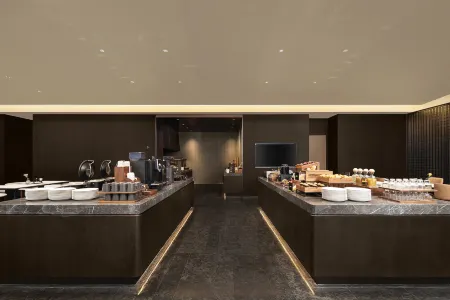 Yixing Longbei Mountain Forest Park Jiubin Avenue Atour Hotel Отели рядом с достопримечательностью «Longbeishan Forest Park»