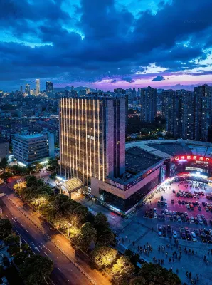 Chengji Hotel (Wuxi Sanyang Square Railway Station)