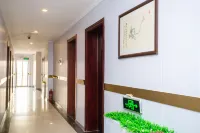 Shuili Business Hotel (Changchun Railway Station Shengli Park)