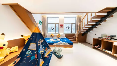 Xueyun Jiahua Resort Hotel (China's Snow Town Scenic Area) - Balkoner