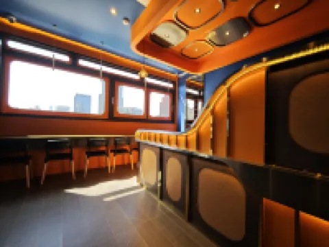 GLINT Siam Bangkok Hotel