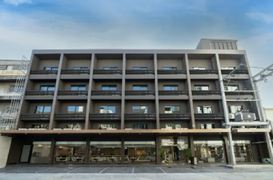 SureStay Plus by Best Western Ramkhamhaeng Airport Rail Link Bangkok Hotels near SDA Bangkok Korean Church