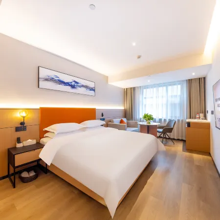 Lanmei Yuehua Hotel (Little West Lake Subway Station)