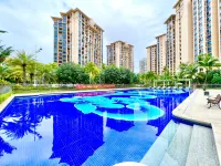 Blue Cloud Seaside Holiday Apartment (Lingshui Qingshui Bay Branch)