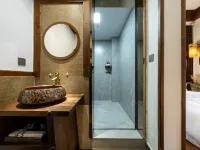 Qichi Yijiaren River-view Hostel Hotels in Fenghuang County