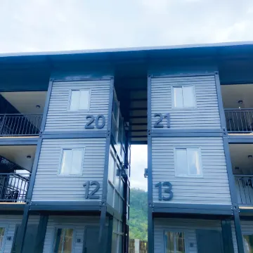 Duli Beach Farm Hostel