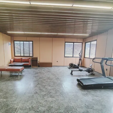 Manta Hotel (Yimen Chaoyang Road)