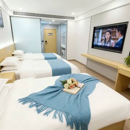 Shanyi Light Luxury Hotel (Jiuzhaigou County)