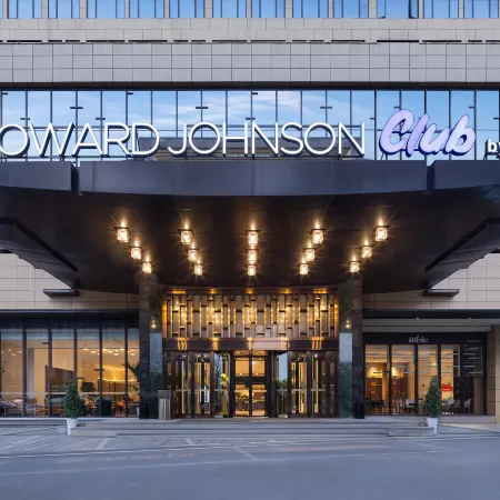 Howard Johnson Club