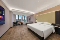 Lizhen Hotel (Pangdonglai Sanpang Branch)