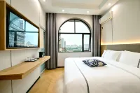 Xianggui Smart Audio-Visual Hotel (Guilin North High-Speed Rail Station Branch) - New
