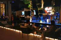 UrCove By Hyatt Nanjing Zhongshanling Resort - bar