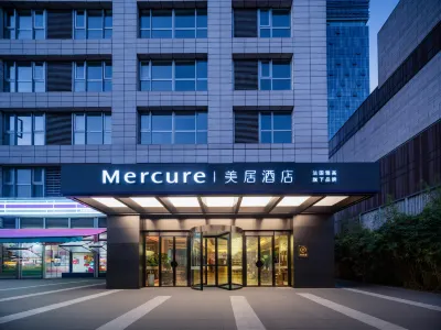 Mercure Chengdu Jiuyanqiao (Taikoo Li Branch) Hotels near Jiuyan Bridge