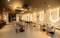 Vibe Hotel Alabang - breakfast