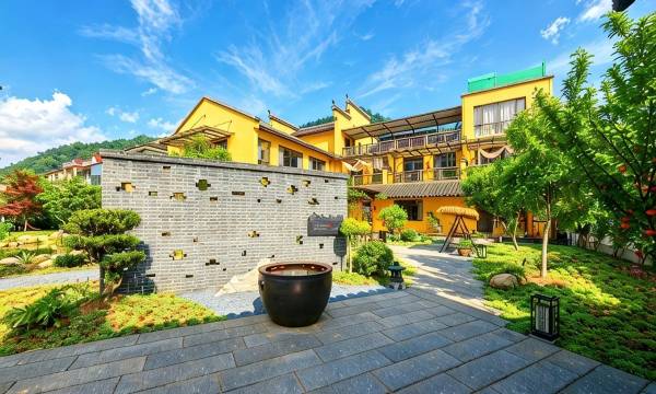 Hangzhou Dongli Twelve Season Home Inn (Daming Mountain)