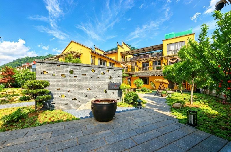Hangzhou Dongli Twelve Season Home Inn (Daming Mountain)
