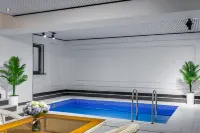 Astoria Boutique Hotel - Pools