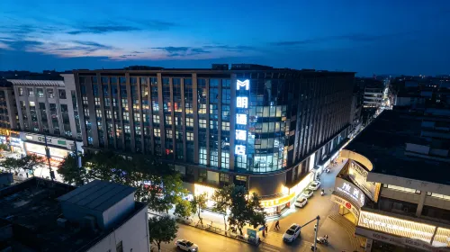Mingtong Hotel - parking