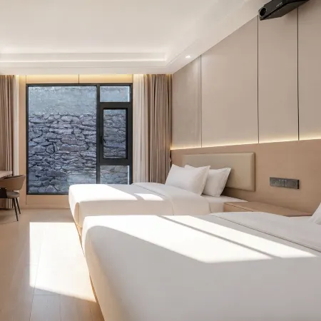 Jianchuan CHUAN Qingshan Panorama Hotel