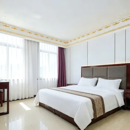 Huarong Hotel