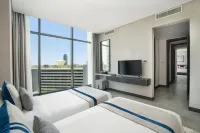 Charthouse Bahrain - balcony