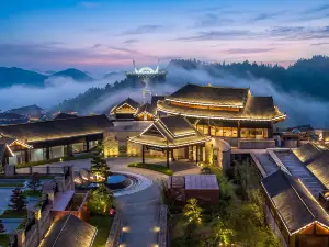 XIJIANG MIAO VILLAGE HOLIDAY VIVILLA HOTEL
