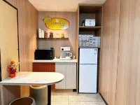 IU Hotel (Lanzhou Center Xiaoxihu Subway Station) - pemandangan pegunungan