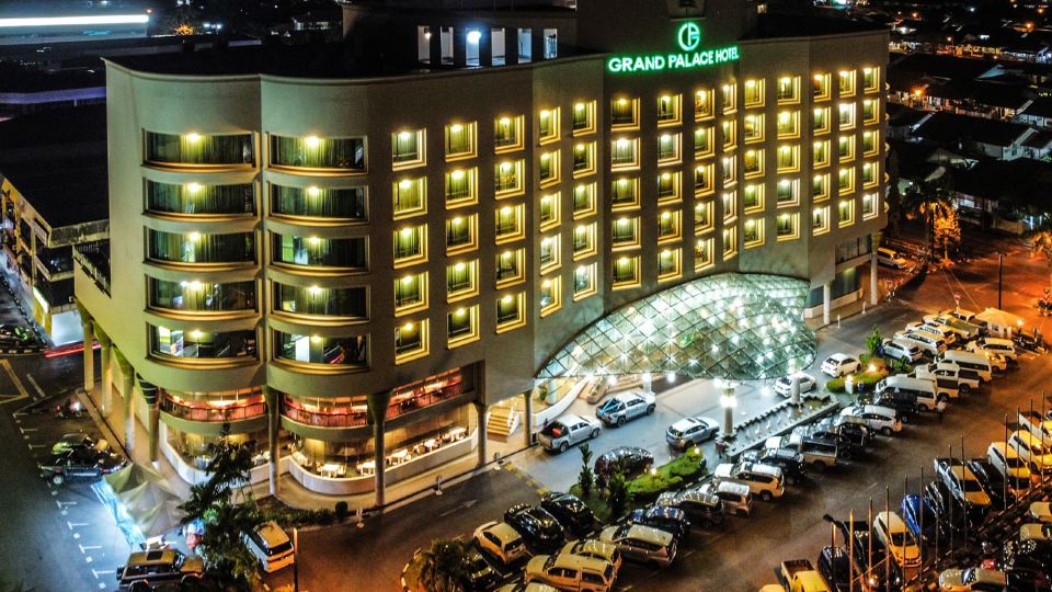 Grand Palace Hotel