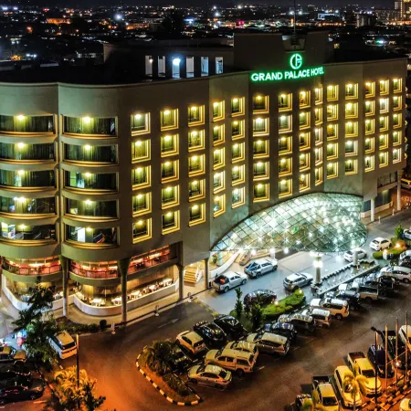 Grand Palace Hotel