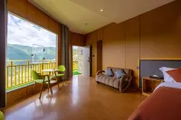 Cloud Top Carefree Homestay - bar