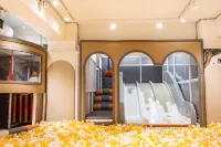 CHECK inn SELECT Chiayi RenAi - Gym