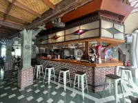 Attara Hostel Senggigi - Hostels