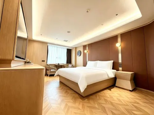 Yiren Hotel (Tongliao Railway Station) - ที่มีที่จอดรถ
