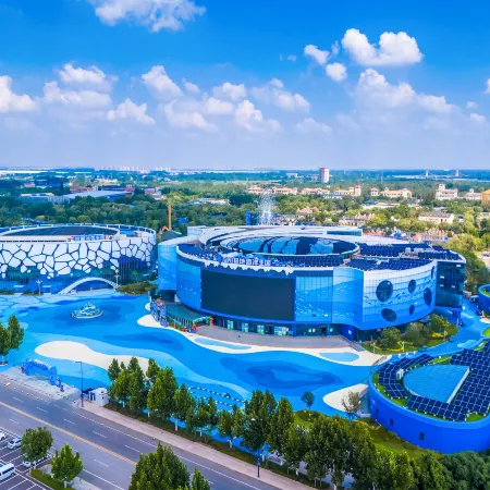 Linyi Qiyang Ice and Snow Kingdom Hotel (Polar Ocean World)