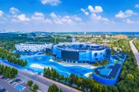 Linyi Qiyang Ice and Snow Kingdom Hotel (Polar Ocean World) - خلابة