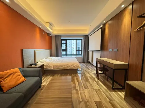 One City, One Residence Hotel - parcheggio